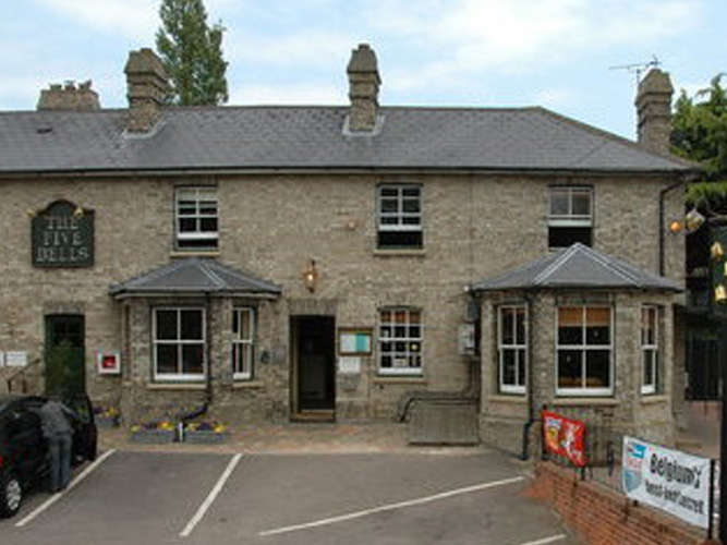 fivebells colne engaine